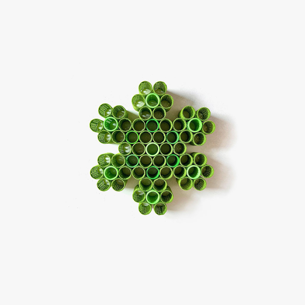 CELLS GREEN, 2024, ø 25 x 5 cm