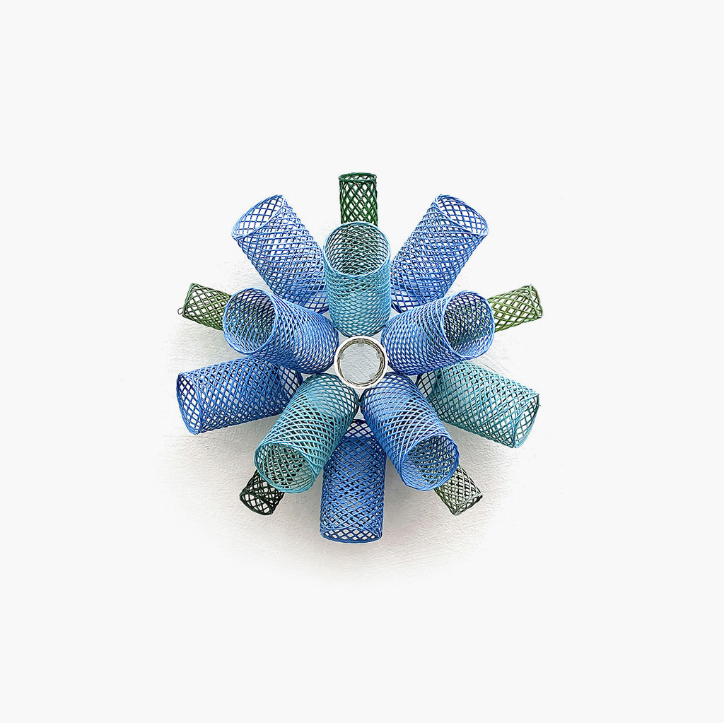 BLUE STAR, 2024, ø 25 x 13 cm