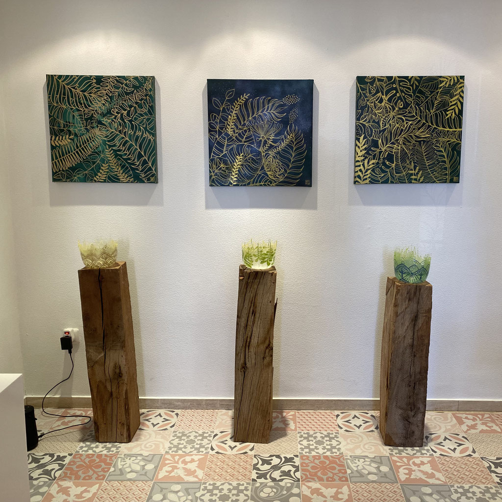 Aufeinander abgestimmte Objekte mit der WallArt-Künstlerin Joanna Neuss