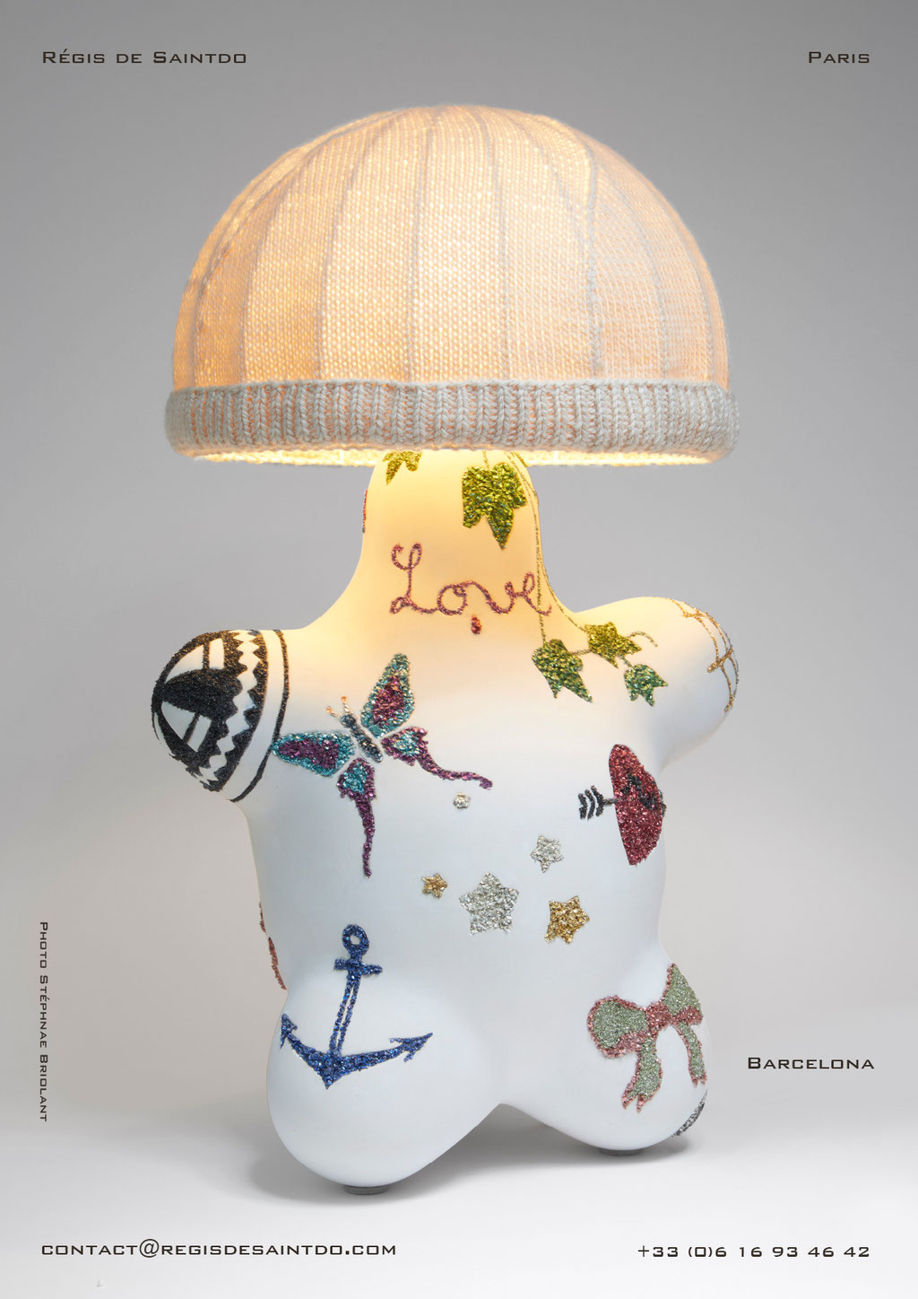 Lampe Barcelona - céramique et verre de couleur, abat-jour de laine - fait main-unique @Régis de Saintdo