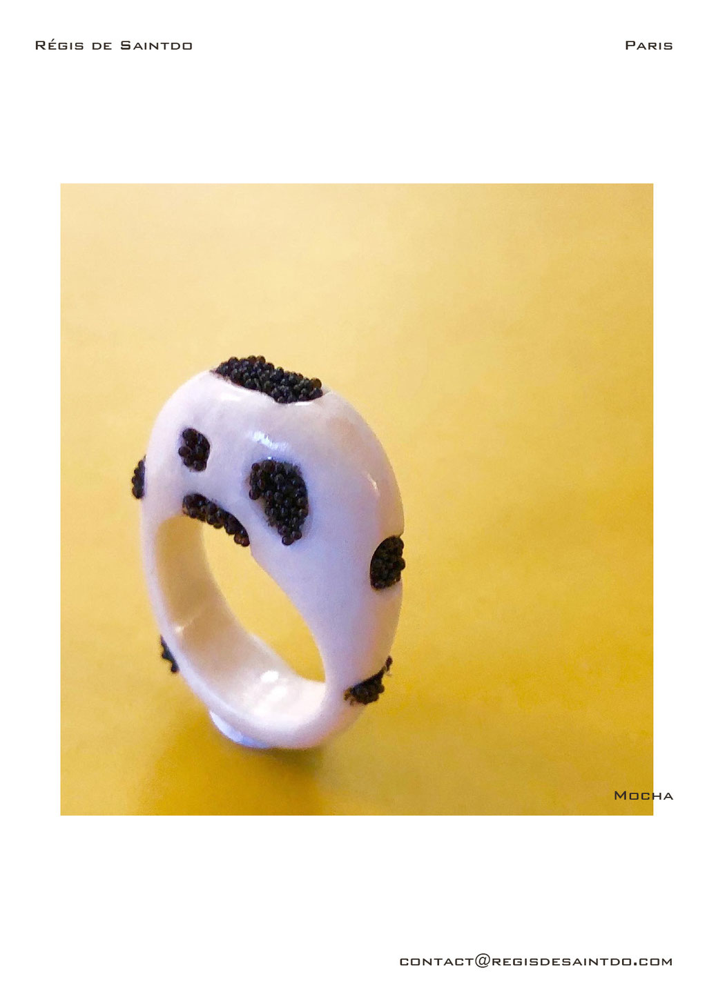 ©Régis de Saintdo-ring-bone-tinted glass micro pearls-hand made