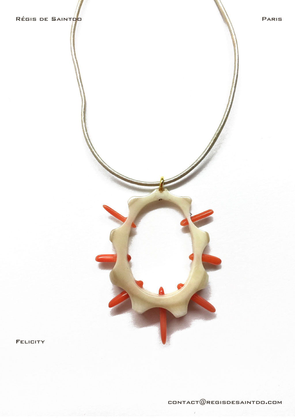 ©Régis de Saintdo-pendant-bone-coral-hand made