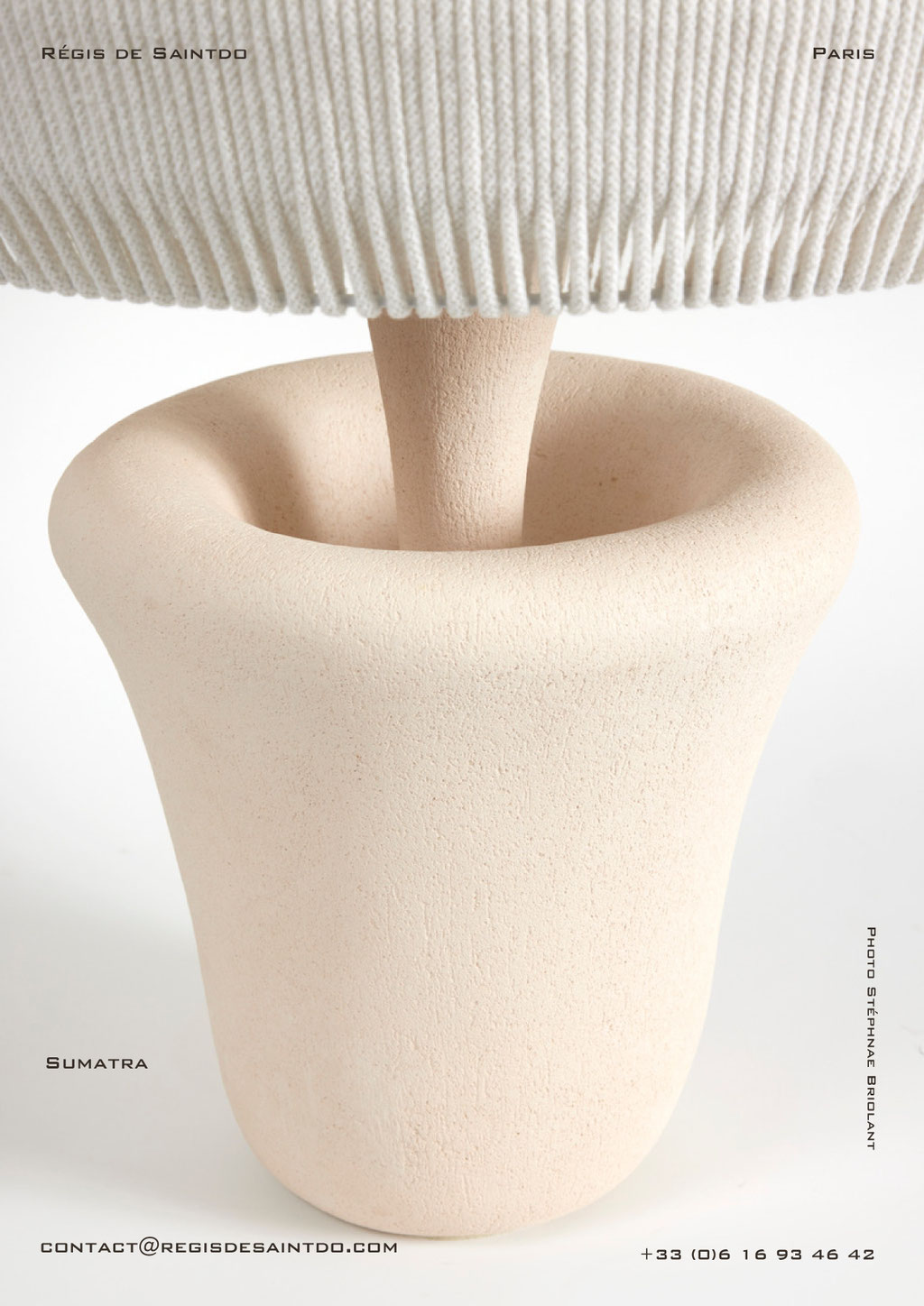 Lampe Sumatra-céramique blanche chamotte-fait main @Régis de Saintdo