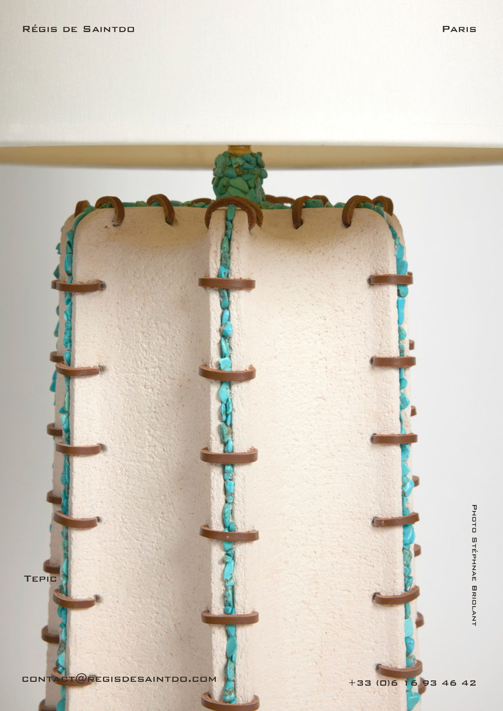 Lamp Tepic ceramic, turquoises howlites, leather- @Régis de Saintdo