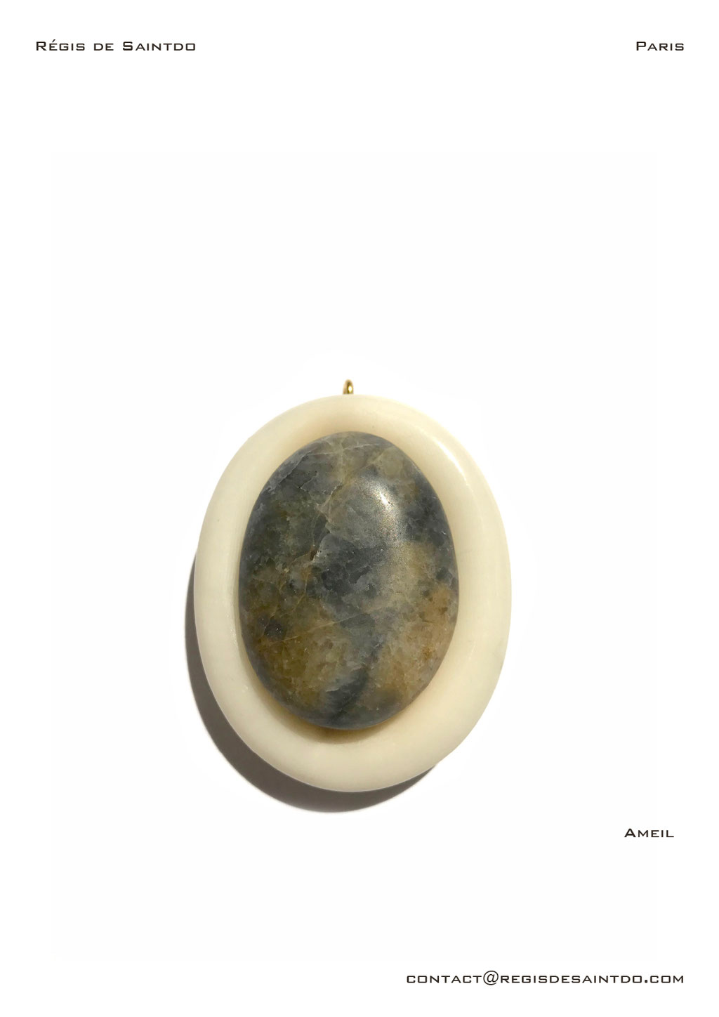 ©Régis de Saintdo-pendant-vegetal ivory-stone-hand made