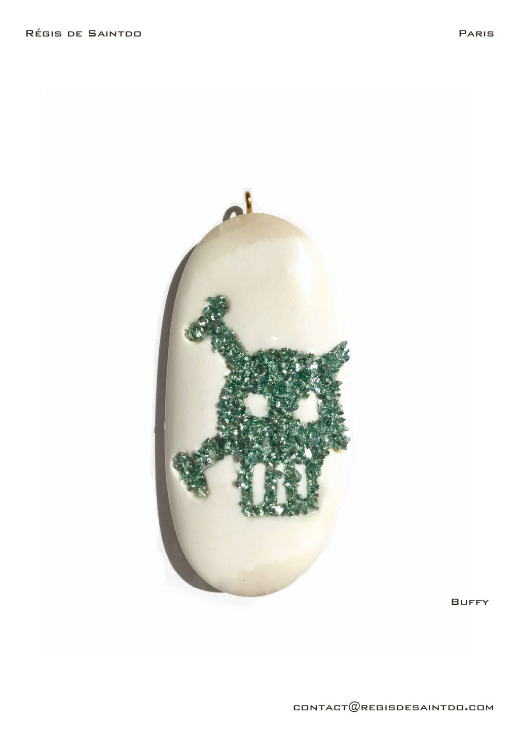 ©Régis de Saintdo-pendant-bone-tinted glass-hand made