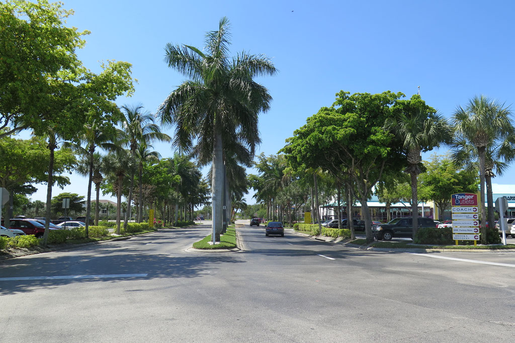Sanibel Outlets, Fort Myers, Florida (früher Tanger Outlets)