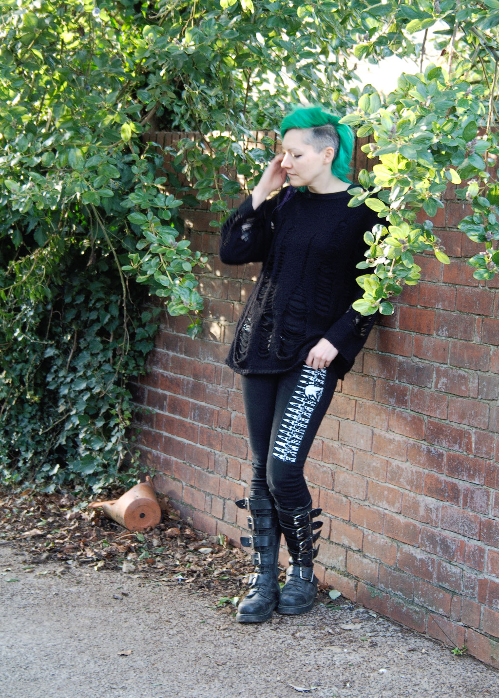 Outfit with altered second-hand pieces - holey knit jumper + patched skinny jeans + buckle boots - Zebraspider Eco Anti-Fashion Blog