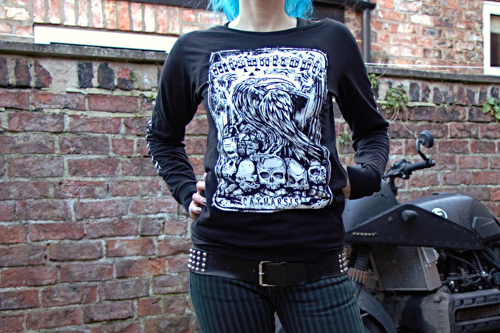 An altered and repaired outfit for every day - Misantropic Catharsis Raven long sleeved shirt  - Zebraspider Eco Anti-Fashion