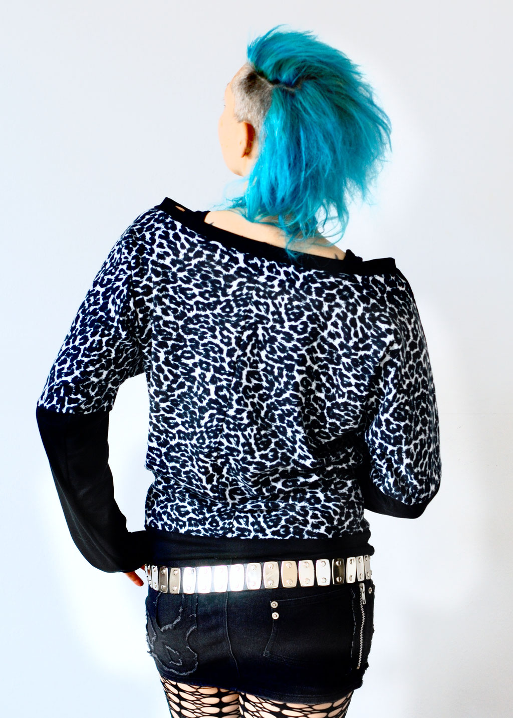 New tops, arm warmers and pouches - Leopard Batwing Sleeve Jumper - Zebraspider DIY Anti-Fashion Blog