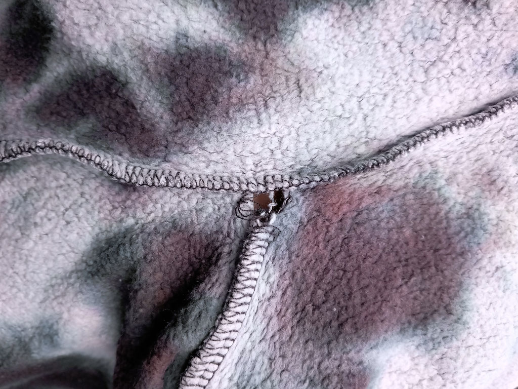 Re-dyed and repaired cardigan - hole at shoulder seam - Zebraspider DIY Anti-Fashion Blog