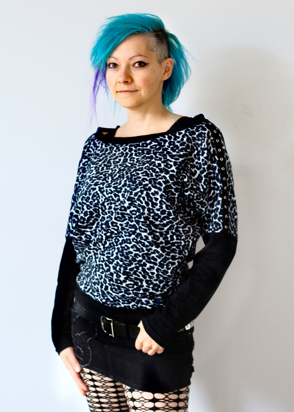 New tops, arm warmers and pouches - Leopard Batwing Sleeve Jumper - Zebraspider DIY Anti-Fashion Blog