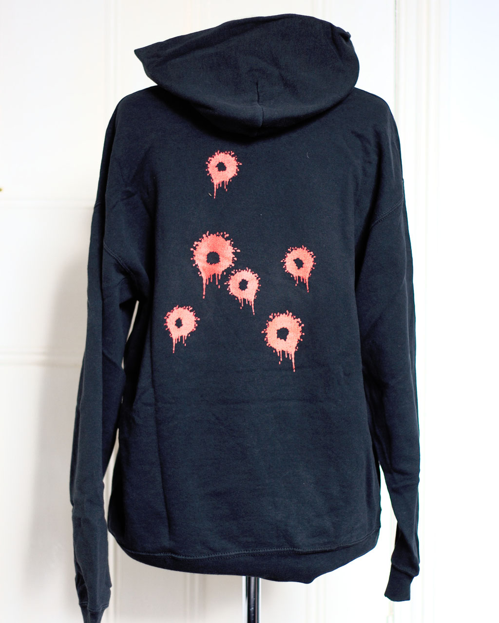 Flohmarkt: Pullis und Jacken - Schlachtrufe BRD Sweatshirt - Zebraspider DIY Anti-Fashion Blog