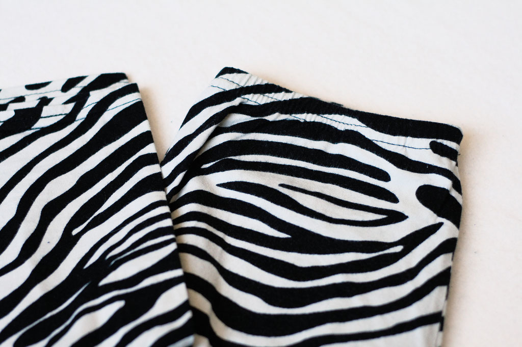 Flohmarkt: Röcke und Leggings - Zebra Capri - Zebraspider DIY Anti-Fashion Blog