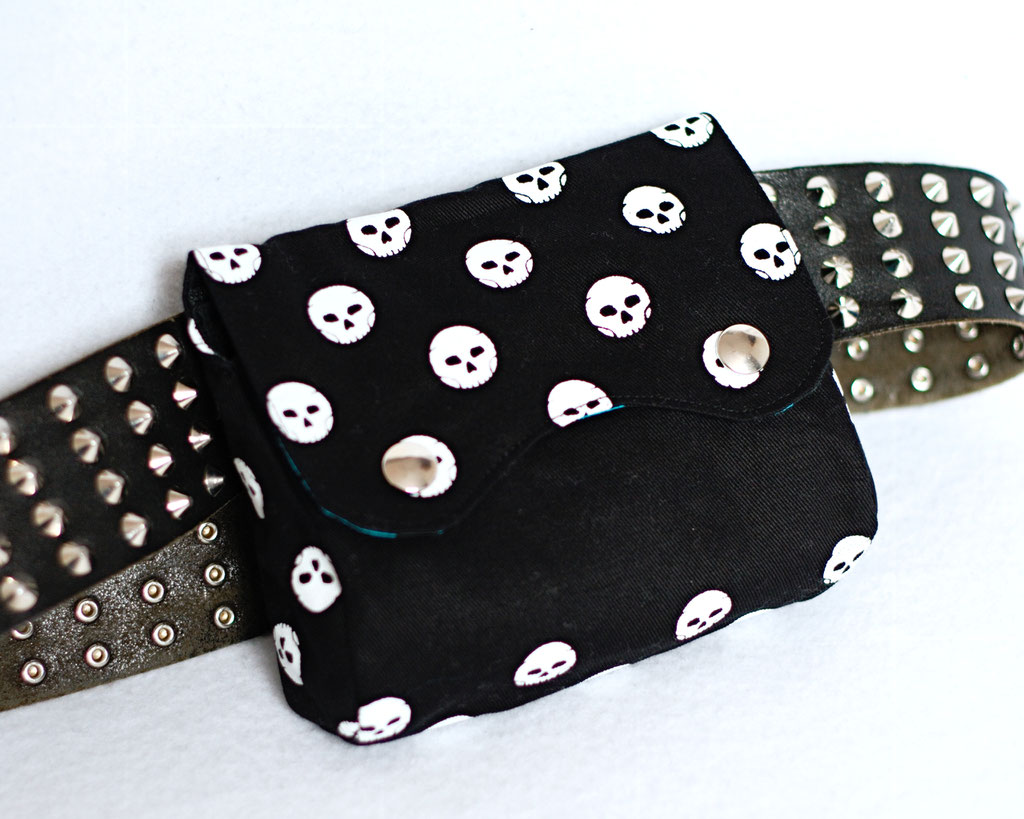 2021 belt bags and new shoulder bags out now! - Polka Skulls & Zebra belt pouch - Zebraspider Eco Anti-Fashion