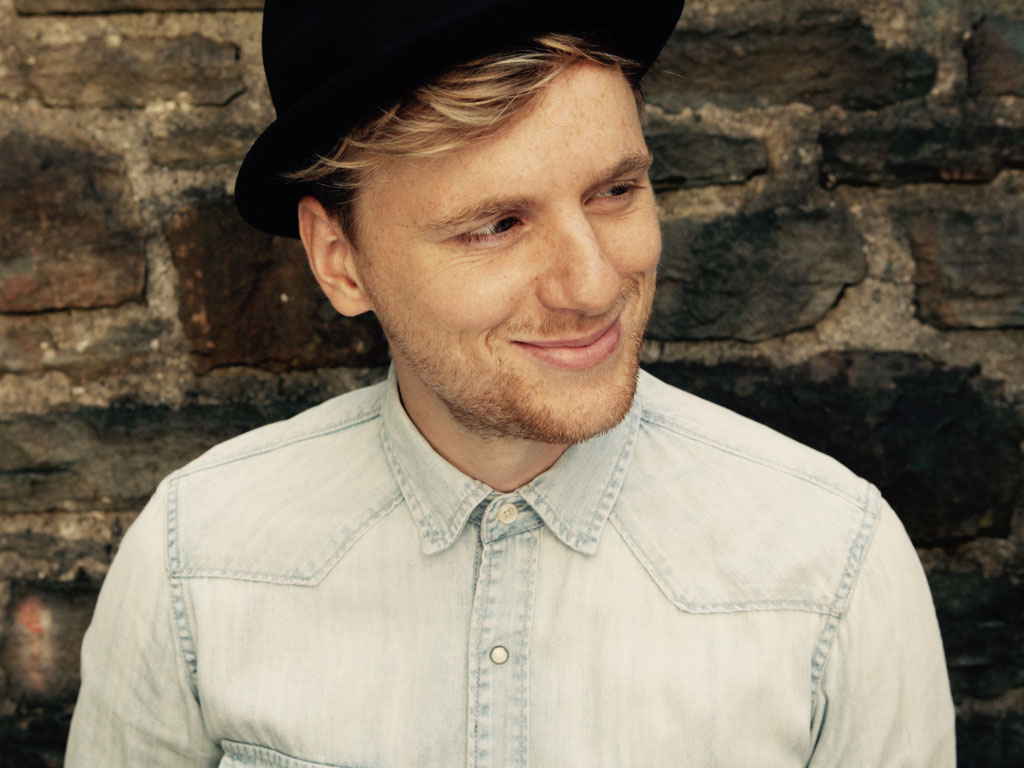 lewin blümel | lewinbluemel.de | sänger songwriter vocalcoach