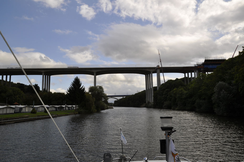 High Tech der Ingenieurkunst Autobahnbrücke Limburg