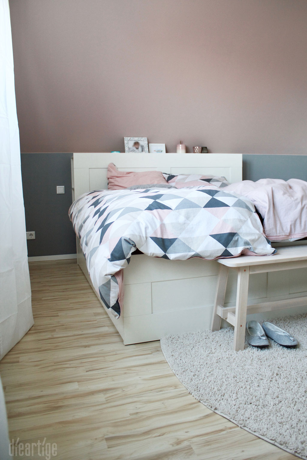 Fam. Z. | Schlafzimmer | Rosé, Grau, Weiß