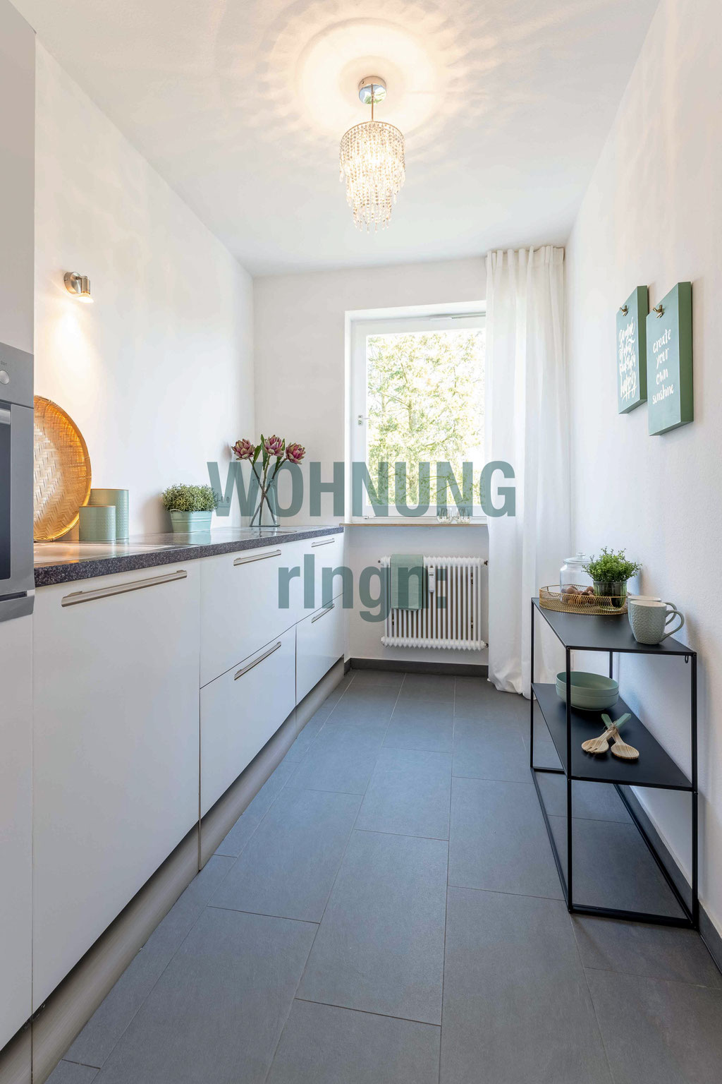 Küchenattrappe in einer Wohnung in Erlangen