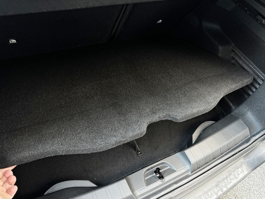 pannello sagomato bauliera jeep avenger