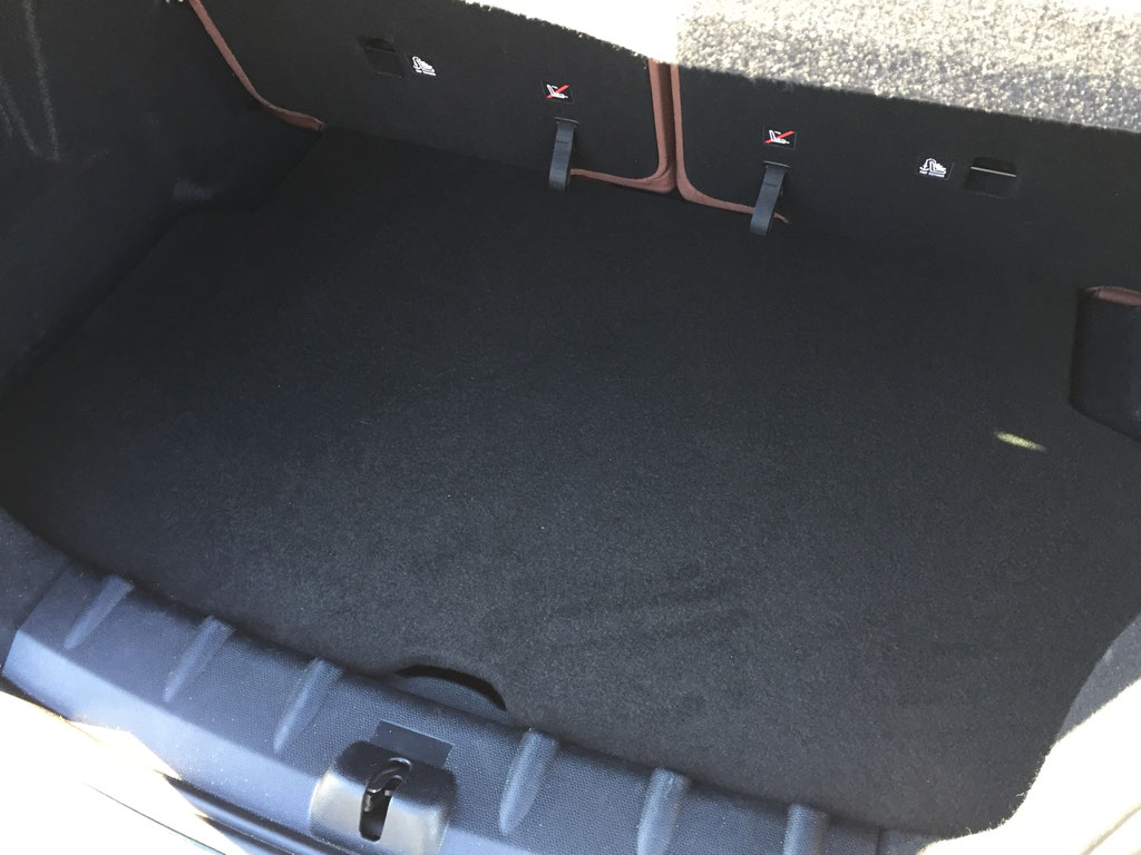 pavimento auto baule mini paceman R61