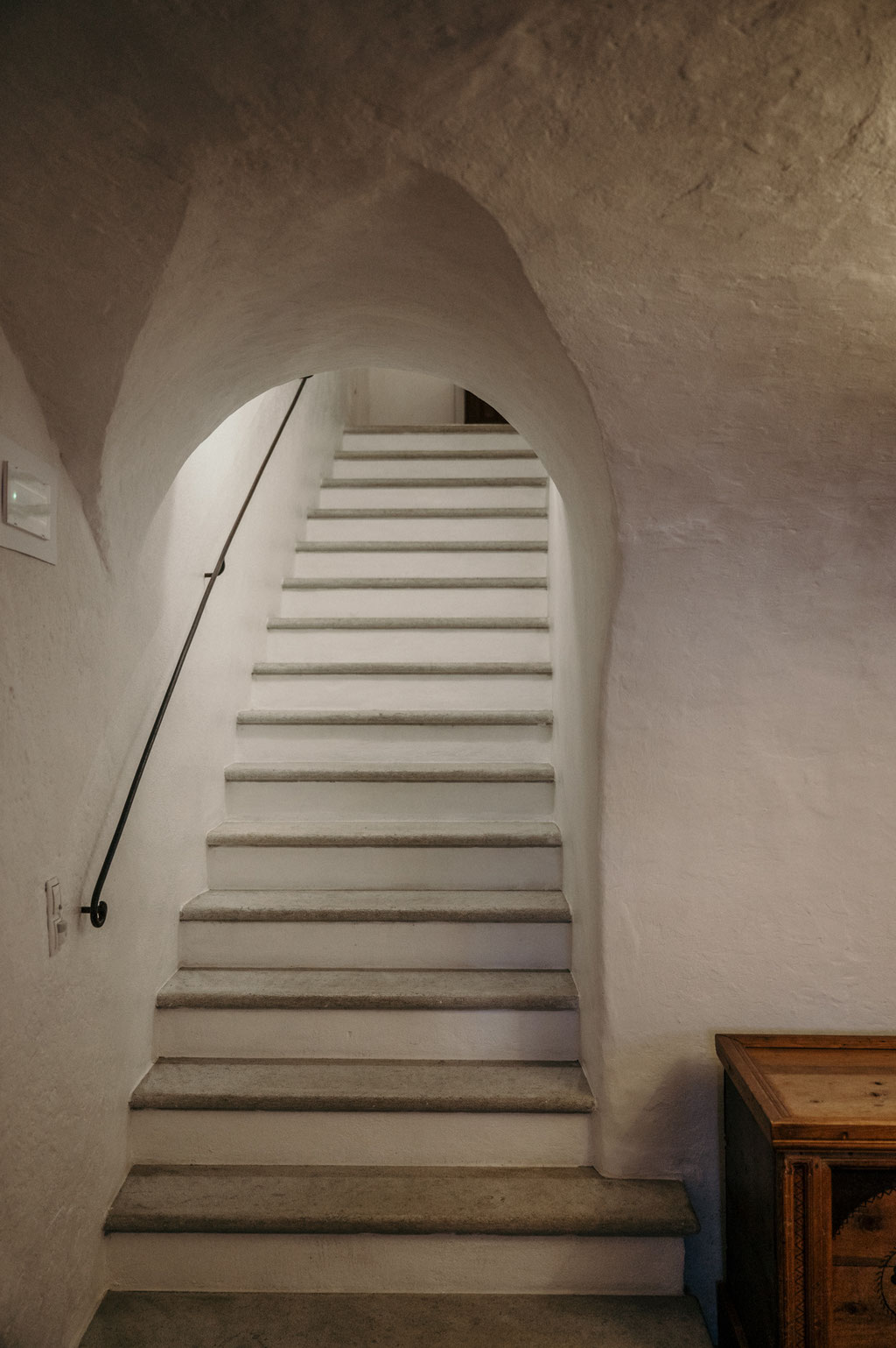ANSITZ ROMANI - characterful hideaway • Tramin on the South Tyrolean Wine Road - Italy • Member of Mountain Hideaways ©Marika Unterladstätter