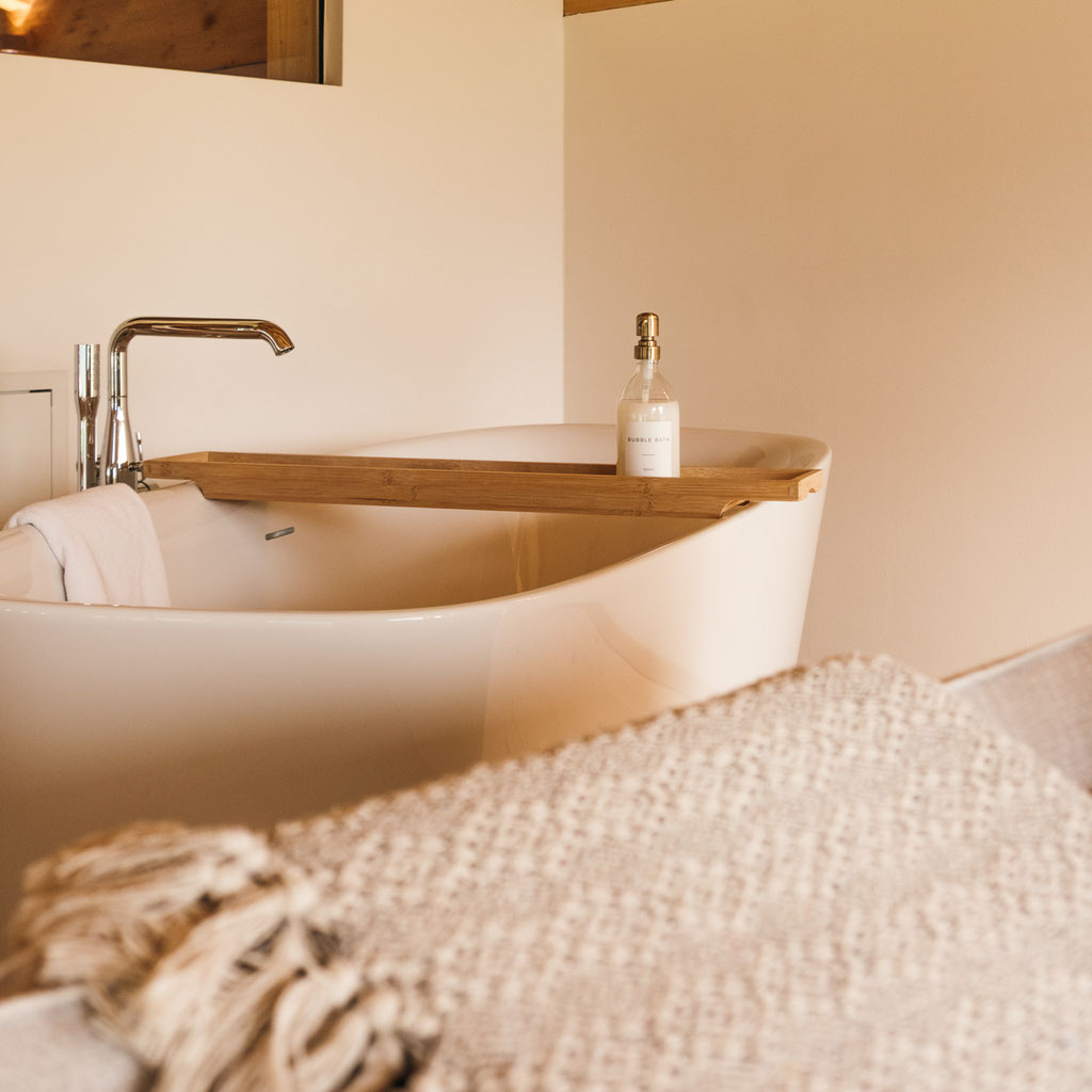 Jägersberg – your happy place in the Bavarian Alps High above Oberstdorf, where comfort feels natural and the view never gets old. Member of Mountain Hideaways ©Mela Hipp