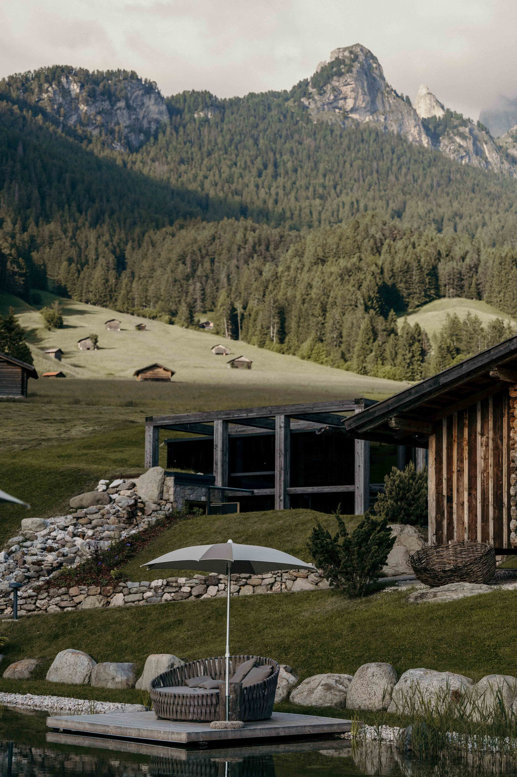 CYPRIANERHOF • Living the Cultura Dolomiti – between mountain magic, quiet strength and soulful culture | Tiers at the foot of the Rosengarten | South Tyrol • Member of Mountain Hideaways ©Marika Unterladstätter