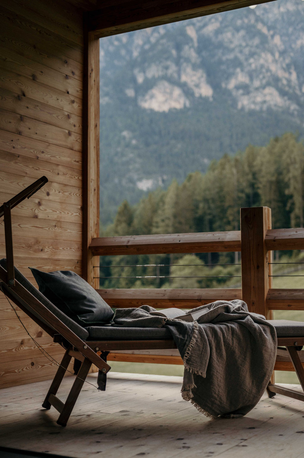 CYPRIANERHOF • Living the Cultura Dolomiti – between mountain magic, quiet strength and soulful culture | Tiers at the foot of the Rosengarten | South Tyrol • Member of Mountain Hideaways ©Marika Unterladstätter _fullwidth-gallery-splash