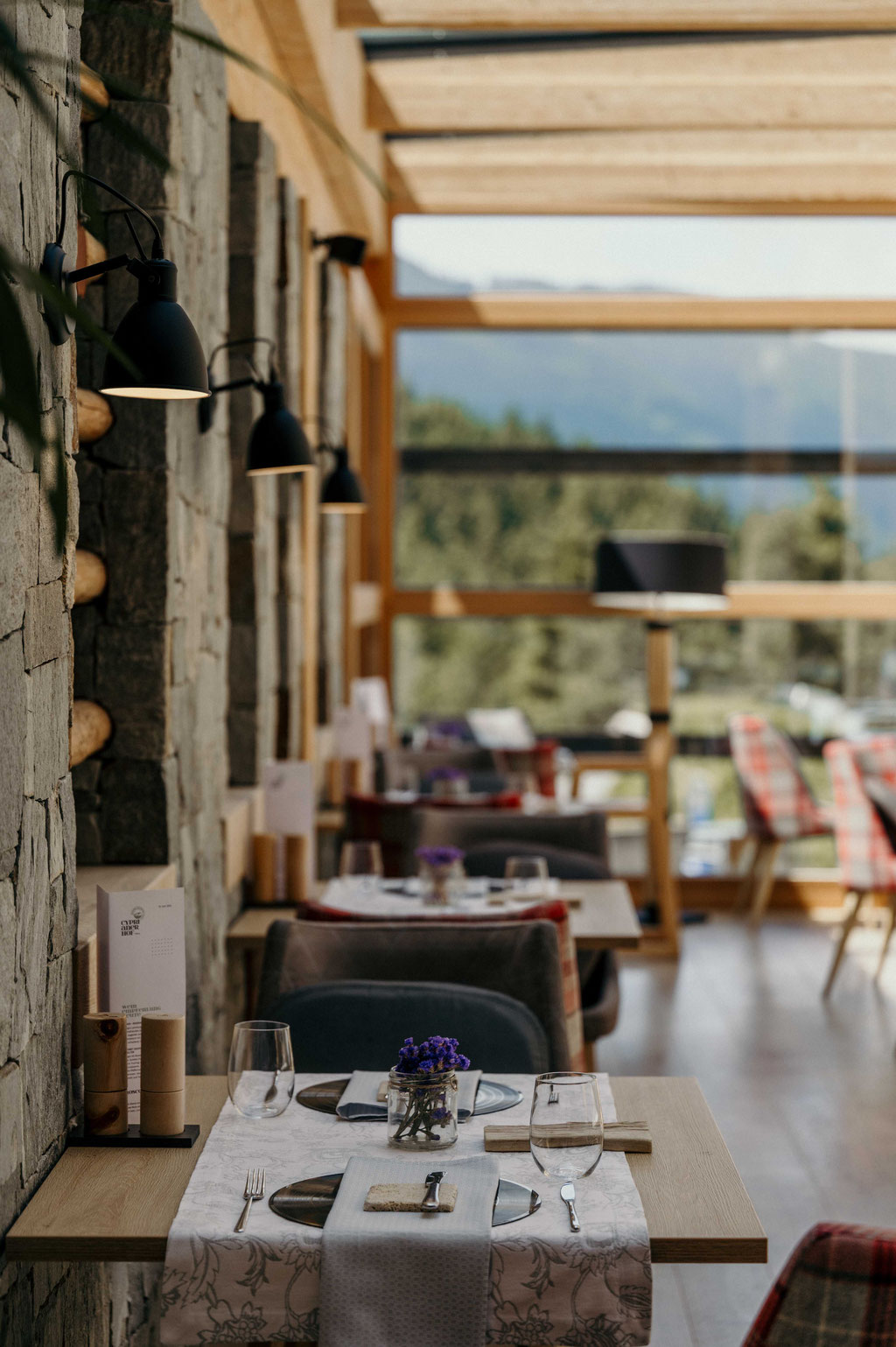 CYPRIANERHOF • Living the Cultura Dolomiti – between mountain magic, quiet strength and soulful culture | Tiers at the foot of the Rosengarten | South Tyrol • Member of Mountain Hideaways ©Marika Unterladstätter _fullwidth-gallery-splash