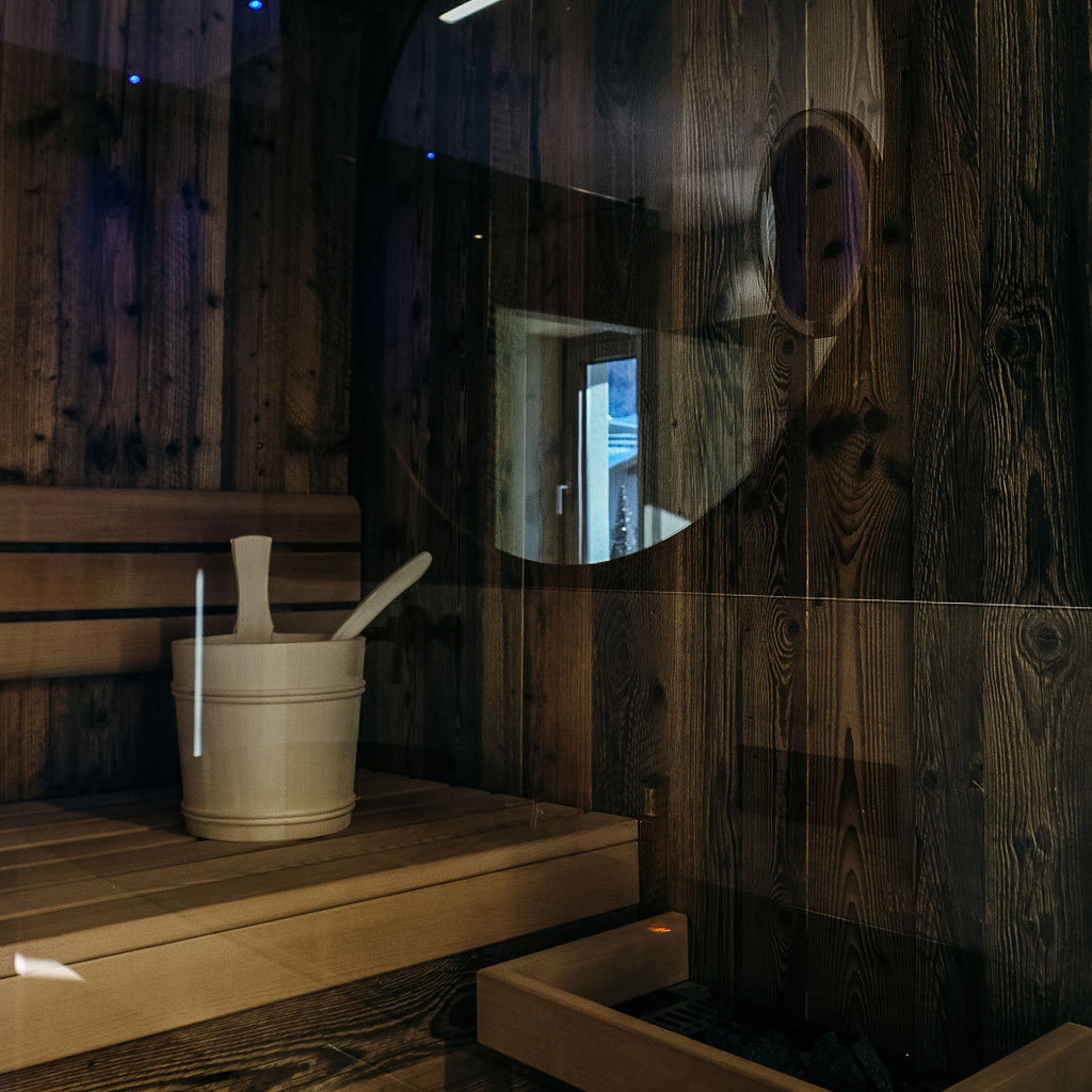 aprun • Alpine Boutique Hideaway with Panoramic Views & Rooftop Spa, Mountain Hideaways © Mela Hipp