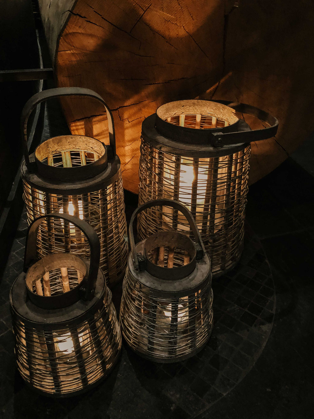 Candles creating a warm, relaxing atmosphere in the spa at Boutique Hotel Werdenfelserei in Bavaria