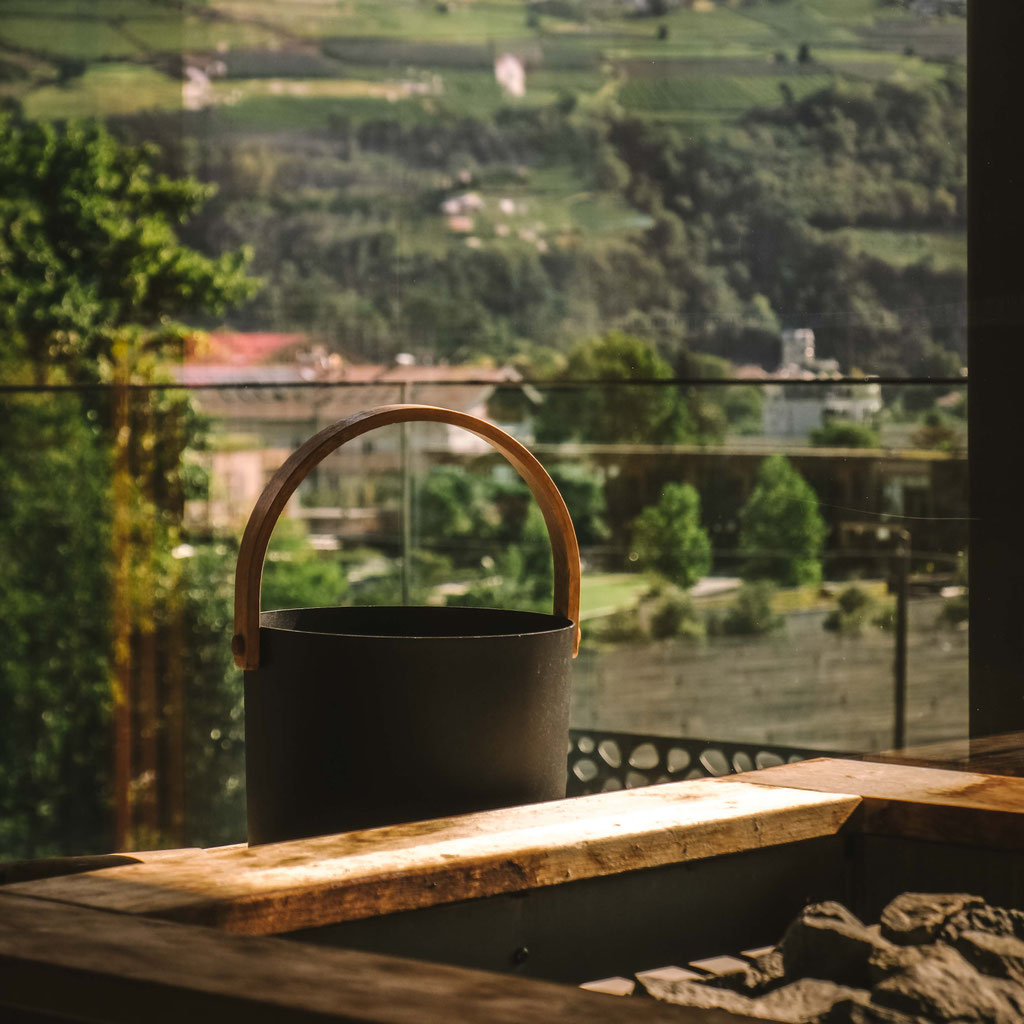 DAS DORNER, boutique hotel with wellness/spa/pool/infinity pool – Lagundo near Merano – South Tyrol ... Member of Mountain Hideaways – the most beautiful hotels in the Alps ©Mela Hipp