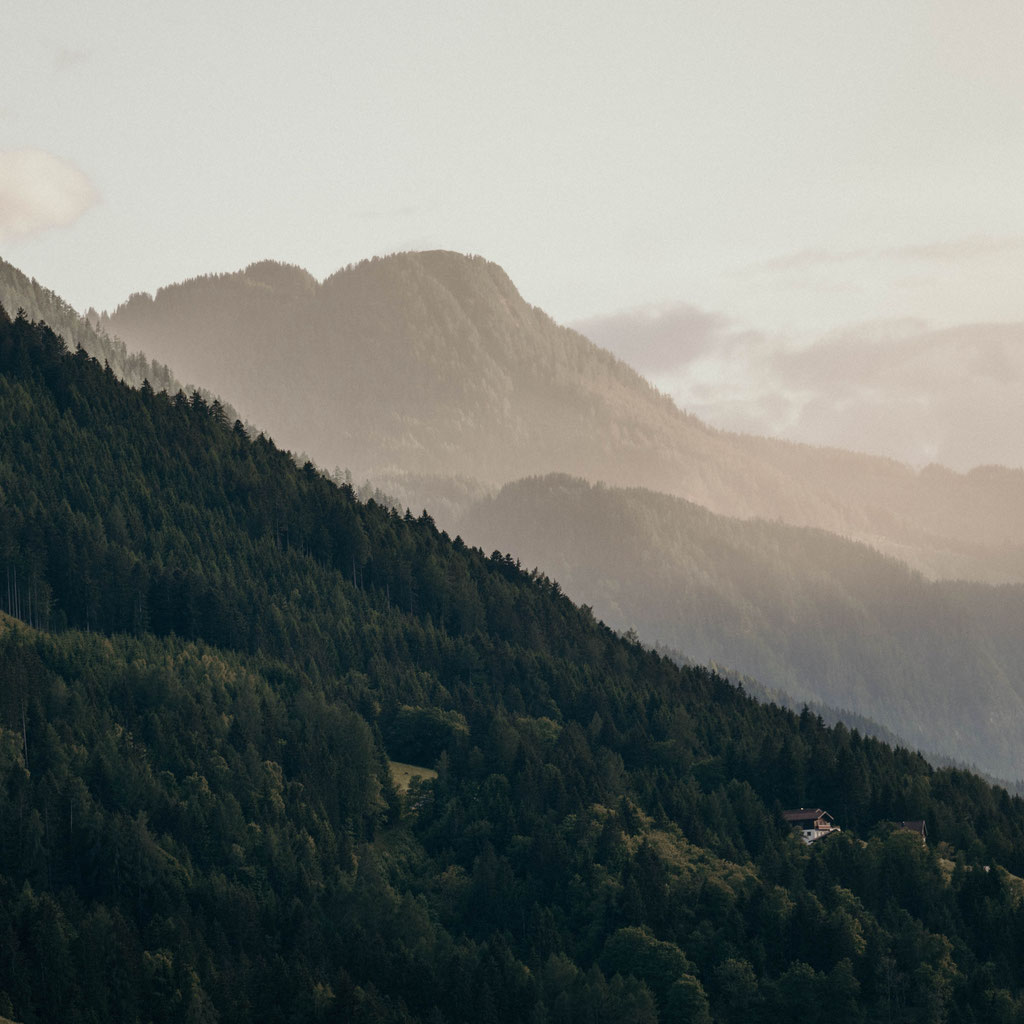 MOUNTAIN HIDEAWAYS - die schönsten Wellnesshotels in den Alpen für deine Verwöhnzeit in den Bergen: Sonnhof Alpendorf in St.Johann im Pongau - Salzburg