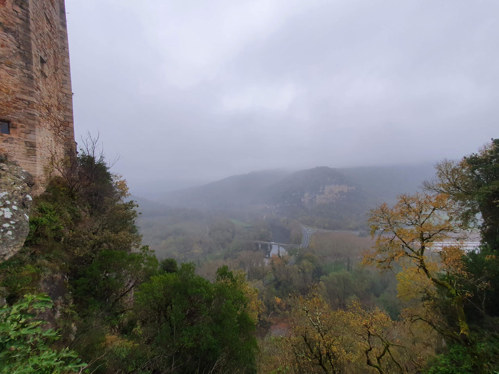 bruniquel tarn et garonne 82 domine la vallée gites mas d'asepch Lot Quercy 