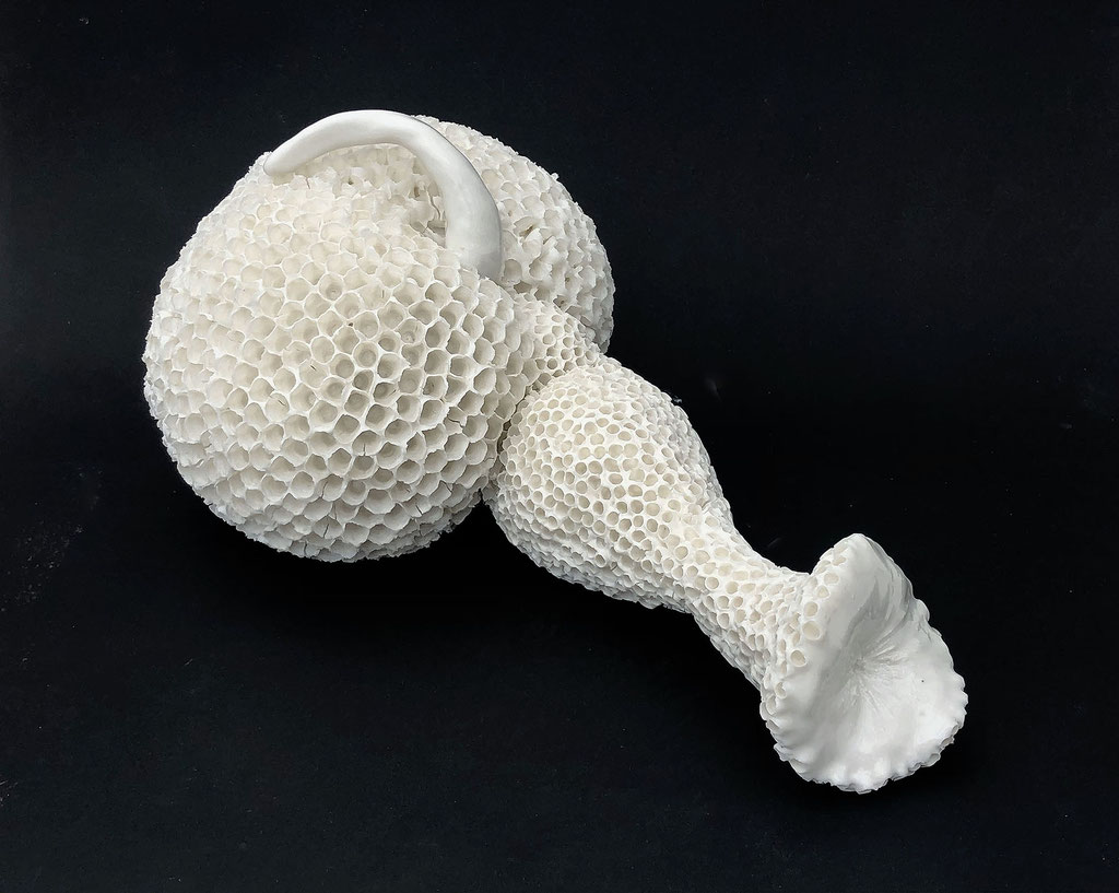 deep sea life - Gastropoda; 2021, porcelain; 20/20/35 cm
