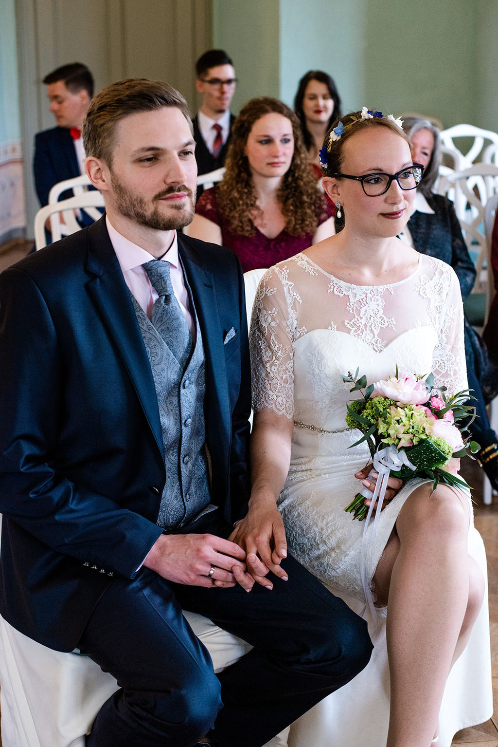 Hochzeit auf Schloss Schwarzenberg im Erzgebirge, Hochzeitsfotos im Regen, Hochzeitsfotograf im Erzgebirge und in Sachsen