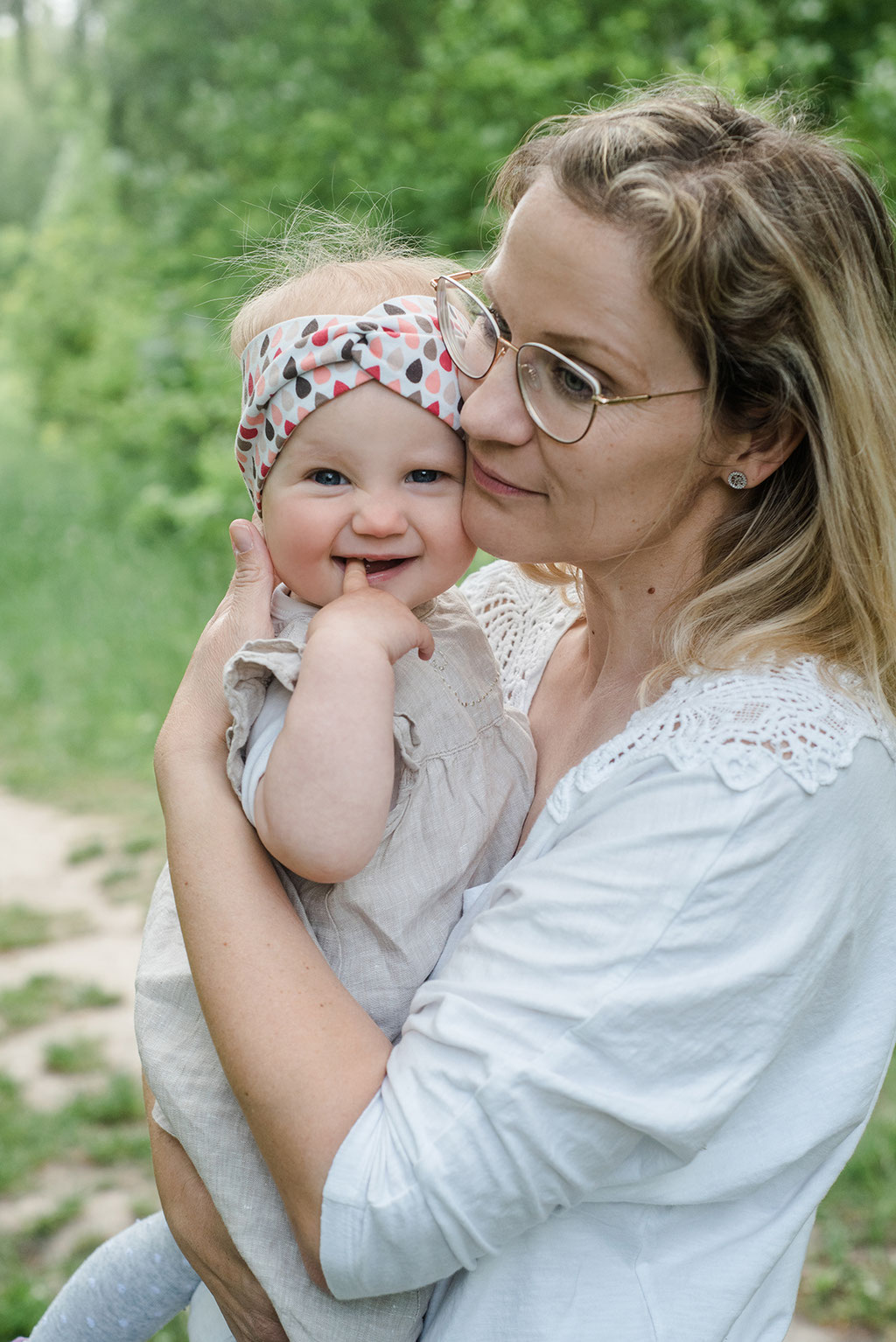 Lebendige Kinderfotos in Leipzig und Umgebung und natürliche Kinderfotografie im Freien