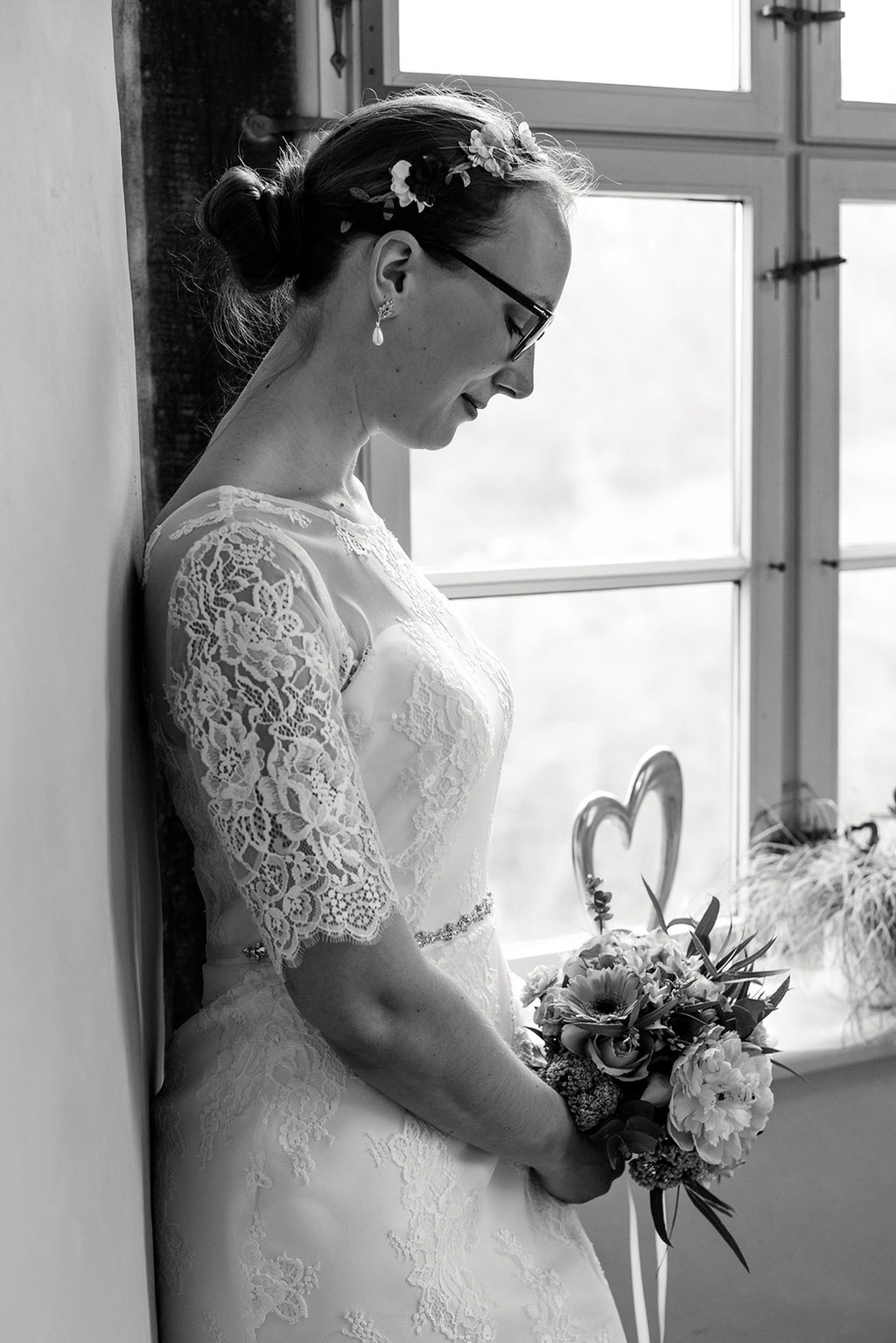 Hochzeit auf Schloss Schwarzenberg im Erzgebirge, Hochzeitsfotos im Regen, Hochzeitsfotograf im Erzgebirge und in Sachsen