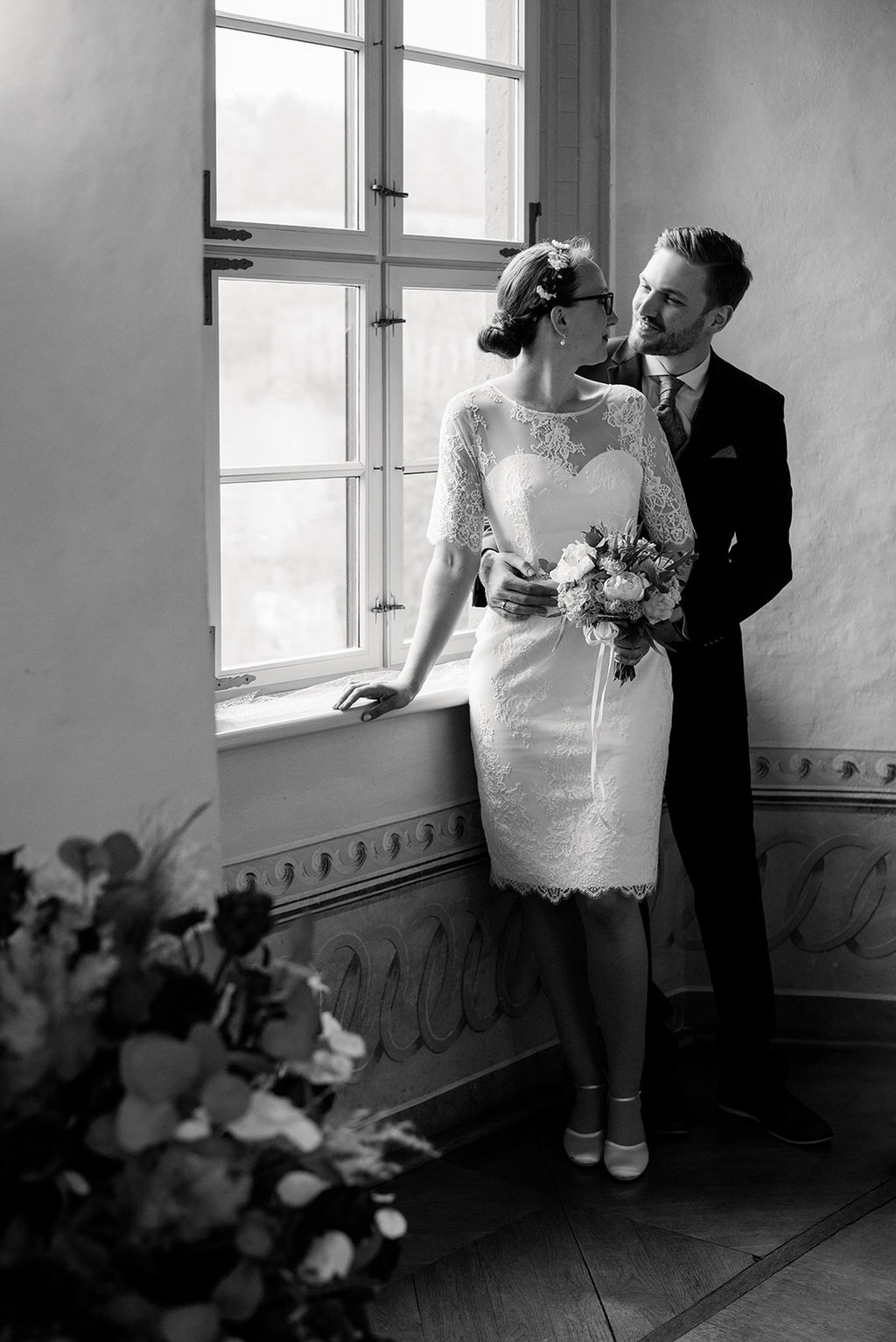 Hochzeit auf Schloss Schwarzenberg im Erzgebirge, Hochzeitsfotos im Regen, Hochzeitsfotograf in Sachsen