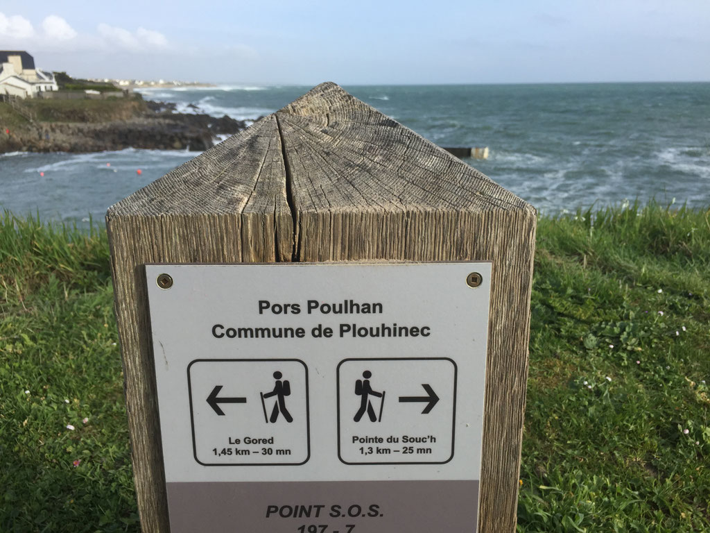 Beschilderung GR34, Küstenweg, Cap Sizun, Bretagne