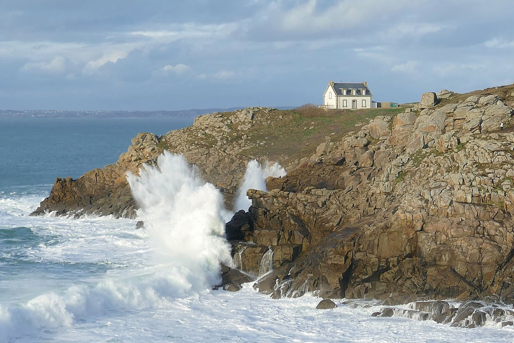 Küstenwanderweg GR34, Cap Sizun, Finistère, Bucht von Douarnenez, Zöllnerweg, Pors Péron zur Pointe du Millier, wandern, Pointe du Millier, Phare du Millier