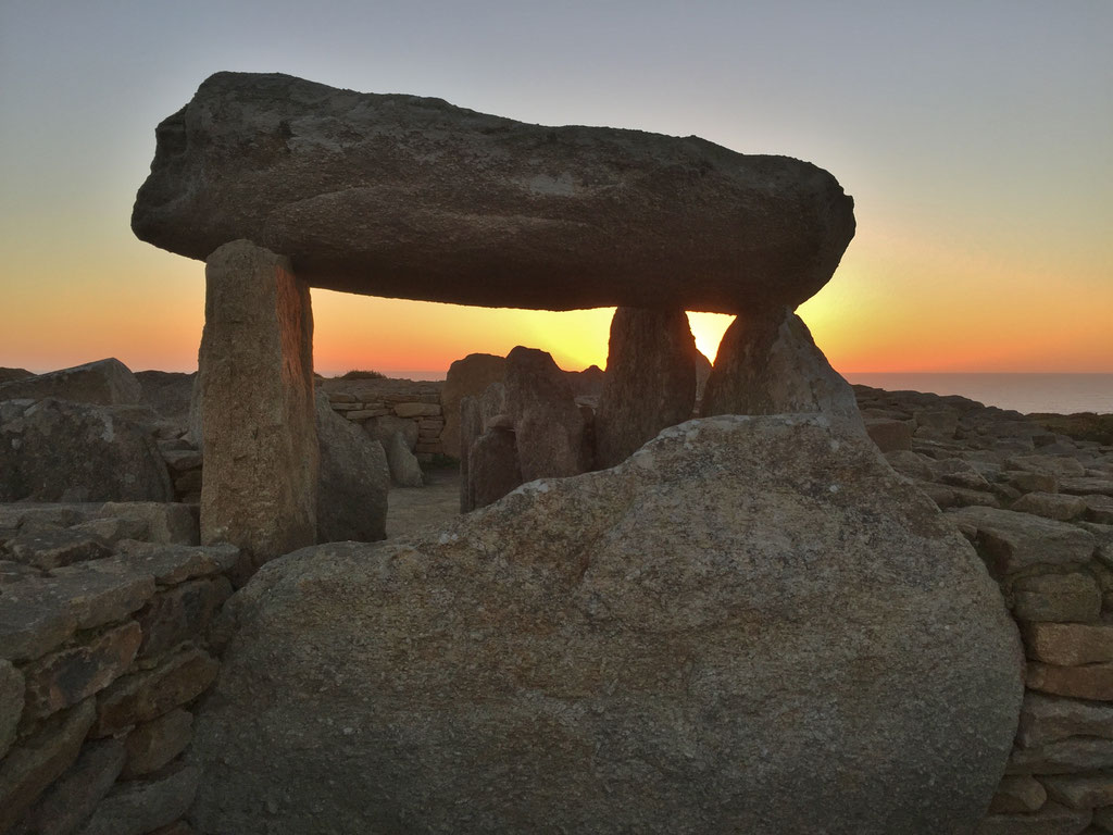 Menez Dregan, Megalithische Stätte, Dolmen, Plouhinec, Bucht von Audierne