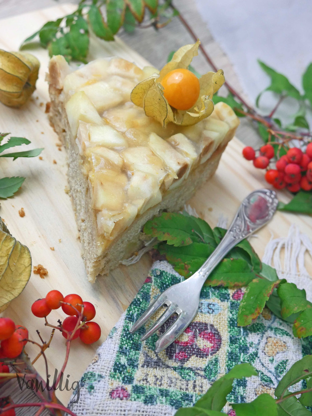 Einfacher und saftiger Apfelkuchen