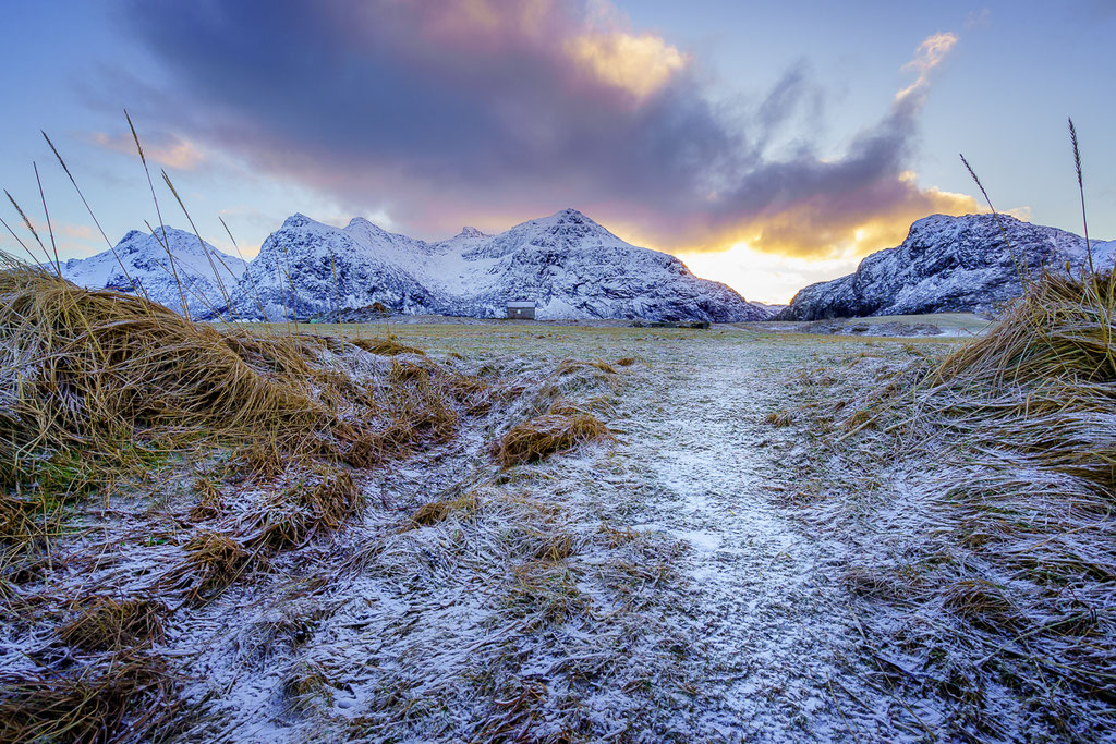 Lofoten: Morgenstimmung am Skagsanden Beach