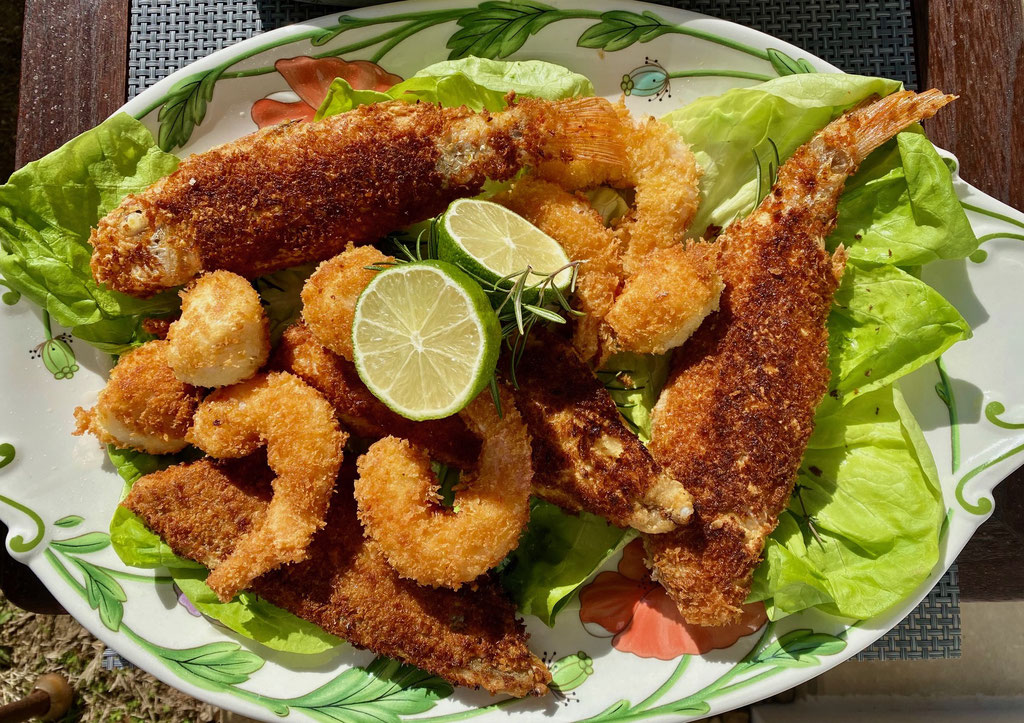 Mixed grilled pan seared sea scallops, shrimps, and fish by ZsL