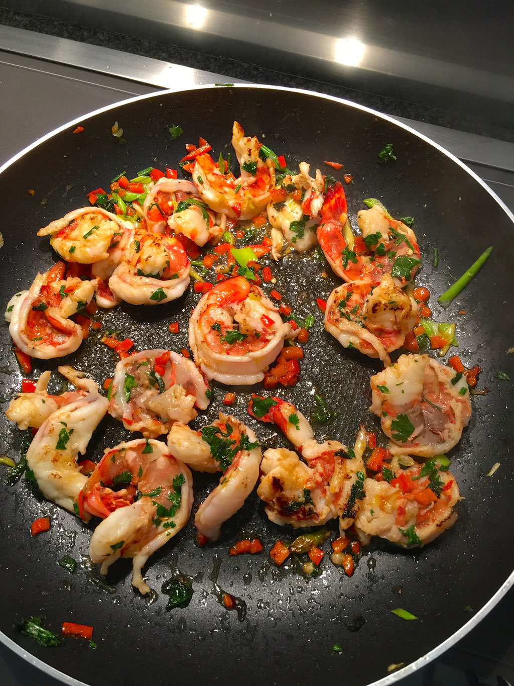 Shrimps on the pan by ZsL