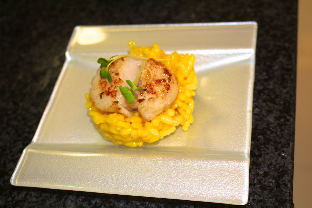 Saffron risotto with sea scallop by ZsL  