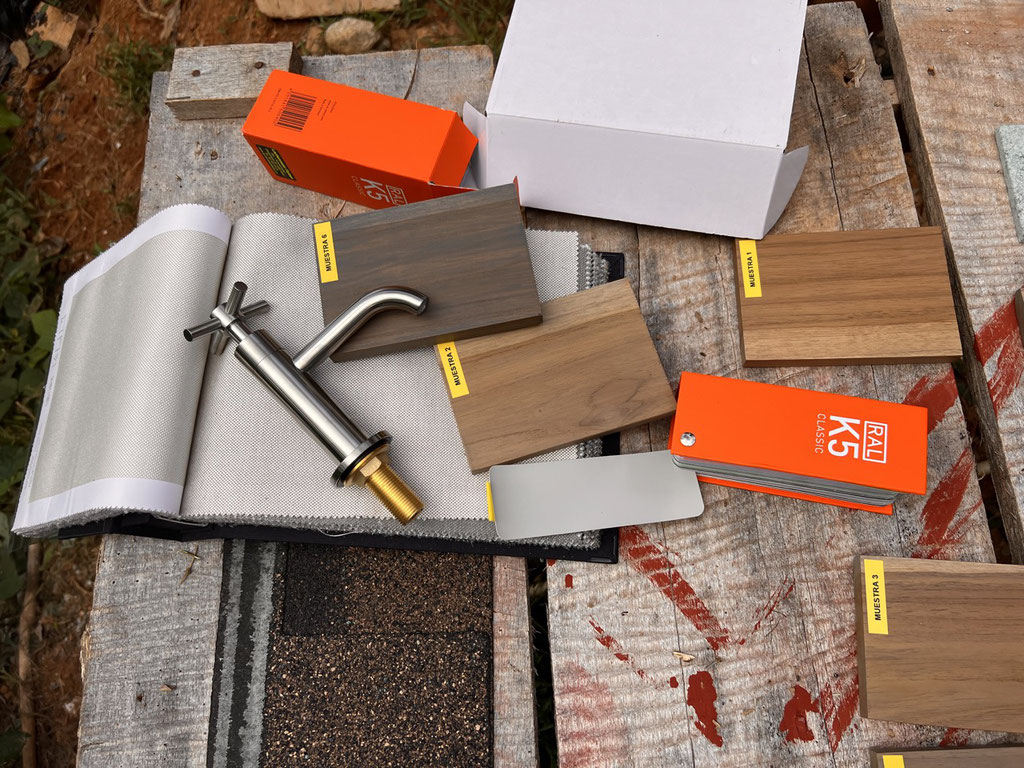 April 2023 - different materials must be consistent with the color concept