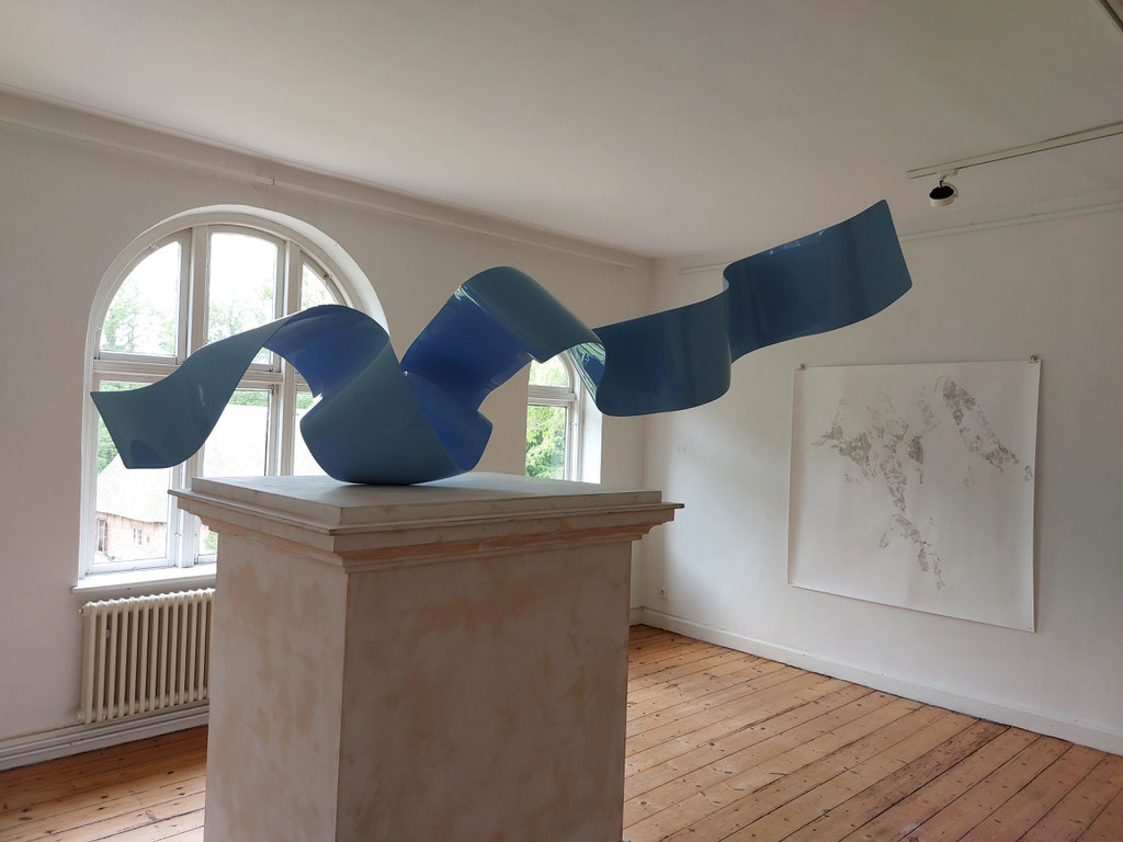Ausstellung "Von Bohnen und Bergen" (Volker Tiemann u. Elke Schweigart) 01.06.25 /Gut Seekamp/ Fotograf: Rolf Johanning